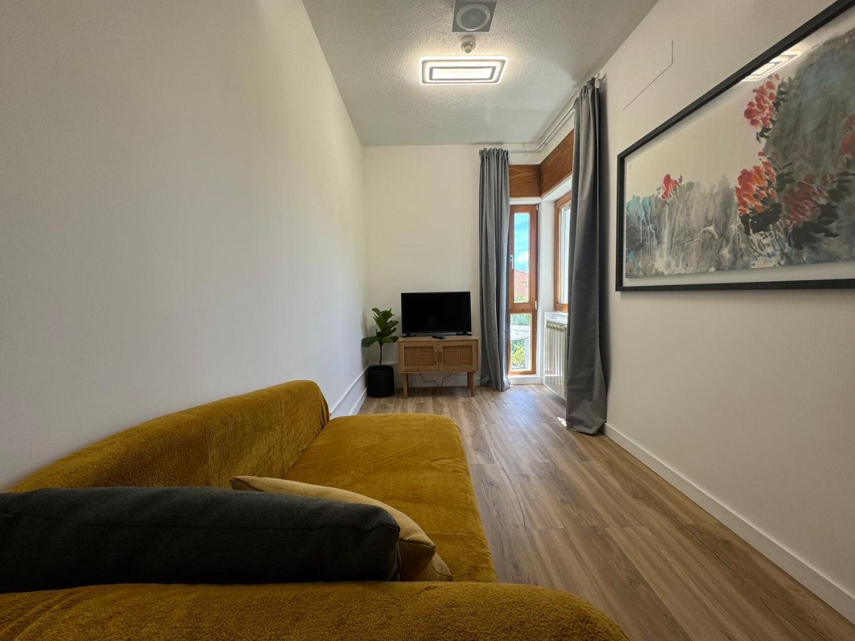 Aomo Art Space Hostel オエイラス エクステリア 写真